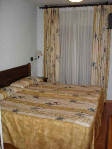 Hostal Cruz Verde Navalcarnero Zimmer foto